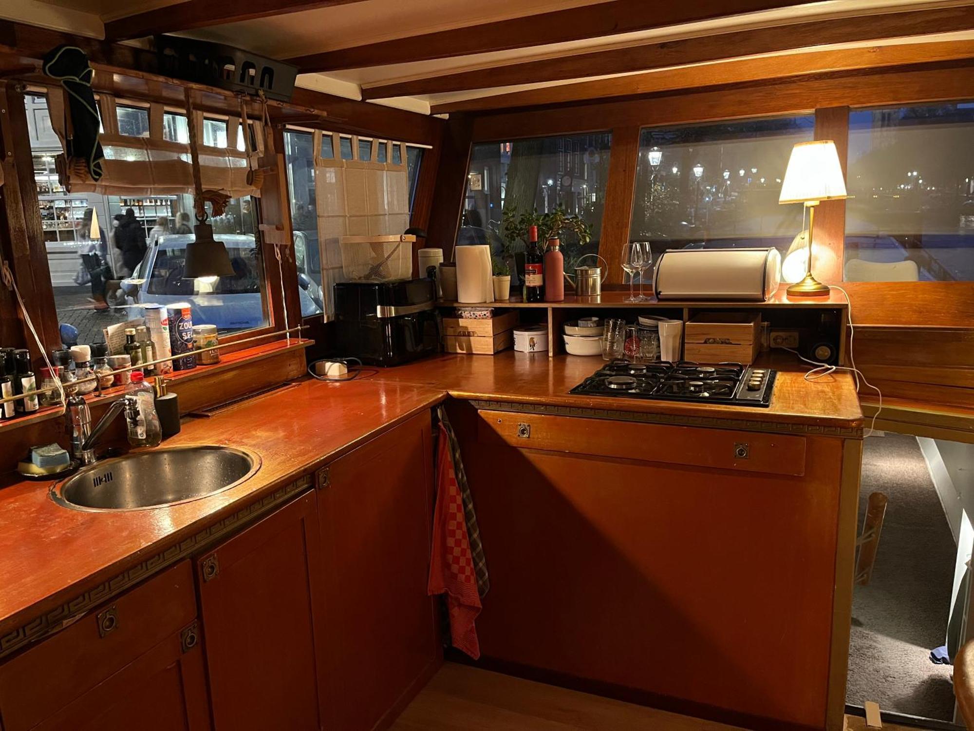 Accommodatie bij particulieren Woonboot Josja Amsterdam